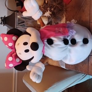 Minnie Mouse expandable holiday figure